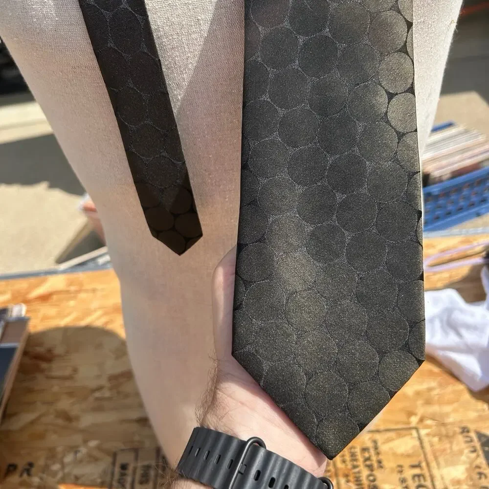 Banana Republic Men's Neck Tie, Circular Pattern, Black + Iridescent?